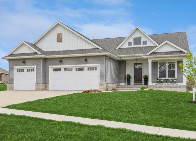 Property at 4272 Churchill Dr, Marion, IA 52302, 5 beds, 3.5 baths