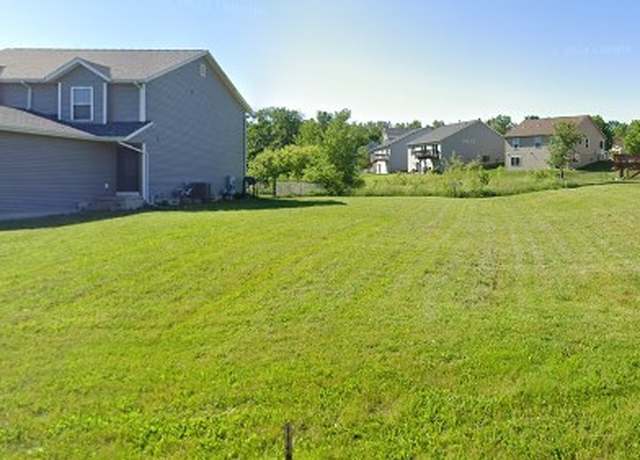 Property at 2147 Sugar Creek Dr NW, Cedar Rapids, IA 52405