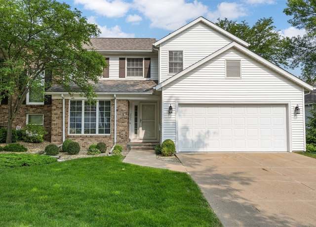 Property at 3629 Timberline Dr NE, Cedar Rapids, IA 52402, 3 beds, 3.5 baths