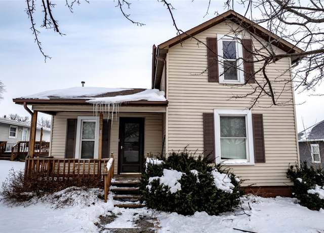 Property at 203 Prospect St NE, Blairstown, IA 52209, 3 beds, 1 bath
