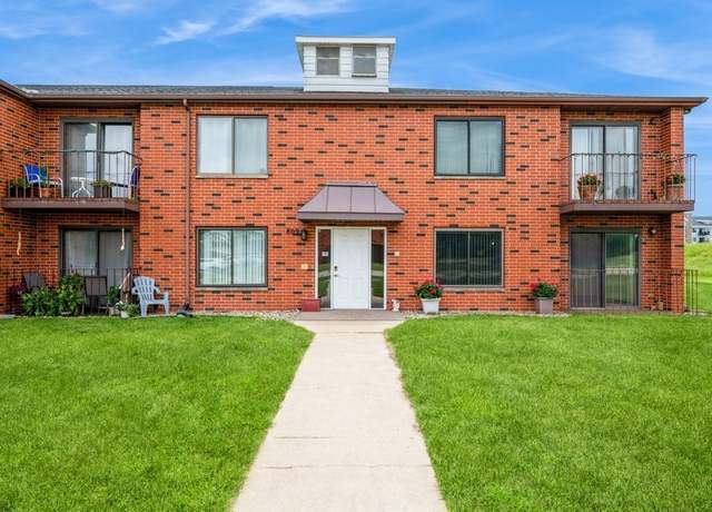 Property at 809 Kerry Ln SE #66, Cedar Rapids, IA 52403, 2 beds, 2 baths