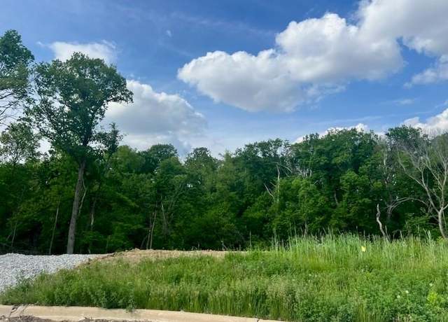 Property at 3056 Forrest Hill Ct, Hiawatha, IA 52233