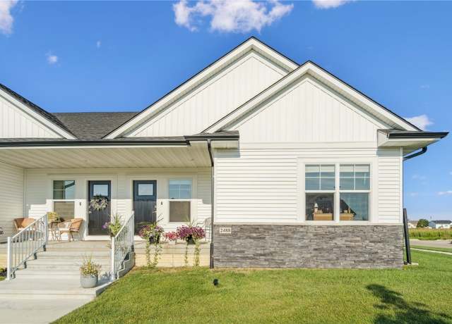 Property at 2488 Bluegrass St, Marion, IA 52302, 3 beds, 3 baths