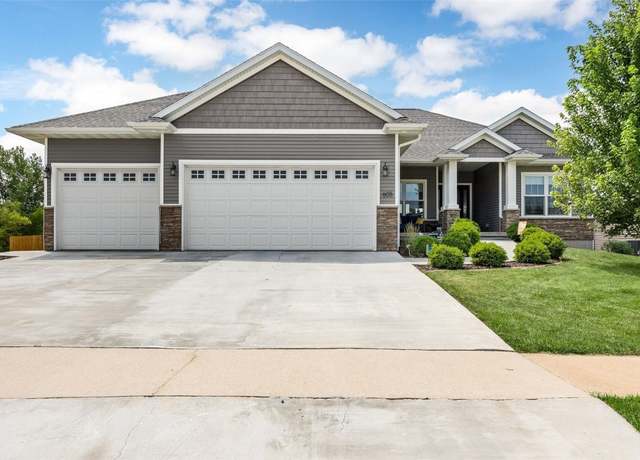 Property at 605 Alexis Ln, Marion, IA 52302, 5 beds, 3.5 baths