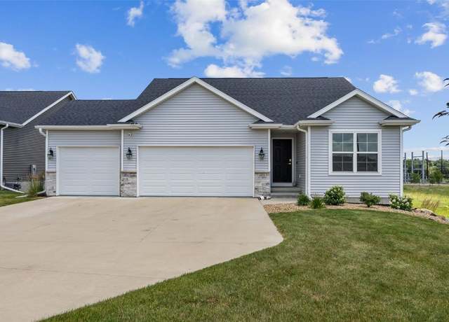 Property at 1921 Bowstring Dr, Marion, IA 52302, 4 beds, 3 baths