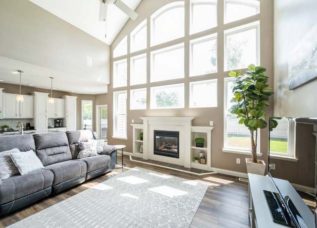 Property at 2654 Mulberry Ct, Marion, IA 52302, 4 beds, 3.5 baths
