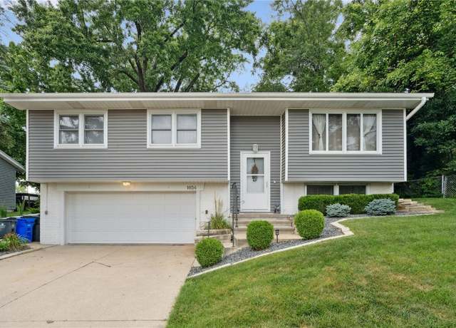 Property at 1654 19th St NW, Cedar Rapids, IA 52405, 3 beds, 1.5 baths