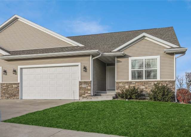Property at 3518 Pioneer Ave Ave SE, Cedar Rapids, IA 52403, 3 beds, 3 baths