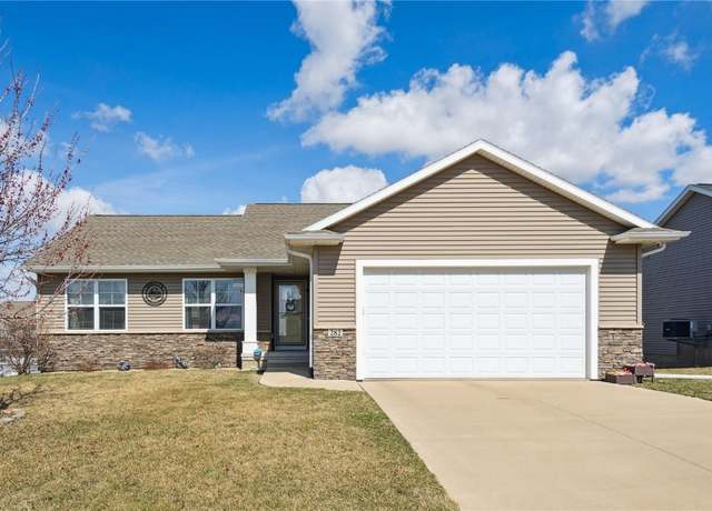 Property at 282 Bent Creek Dr, Marion, IA 52302, 5 beds, 3 baths