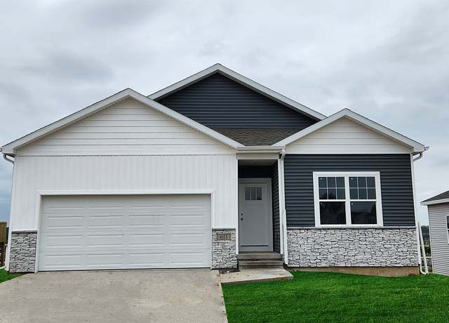 Property at 3376 Dreusicke Dr, Coralville, IA 52241, 3 beds, 2 baths