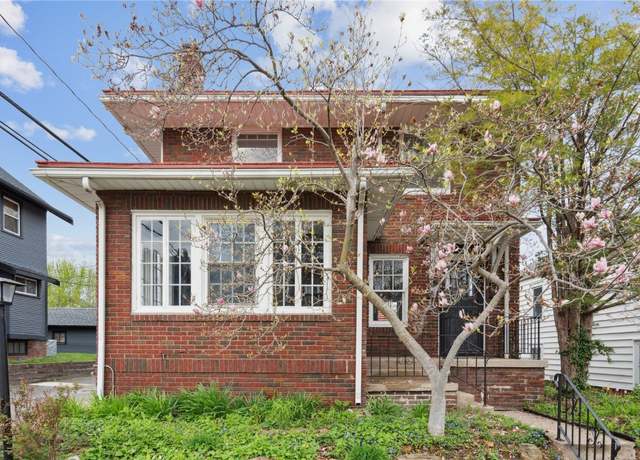 Property at 371 20th St SE, Cedar Rapids, IA 52403, 3 beds, 1.5 baths