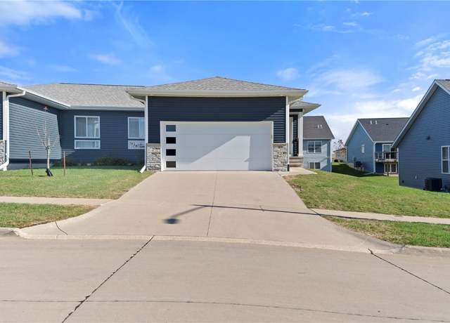 Property at 1416 Applewood Dr, Fairfax, IA 52228, 3 beds, 3 baths