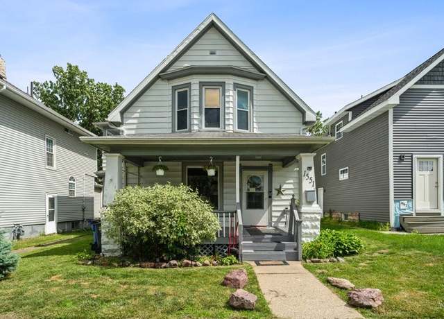 Property at 1551 C Ave Ave NE, Cedar Rapids, IA 52402, 3 beds, 2 baths