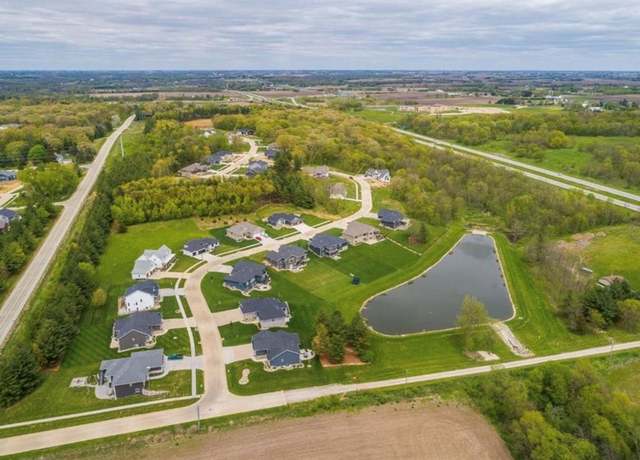 Property at 3063 Dell Ridge Ln, Hiawatha, IA 52233