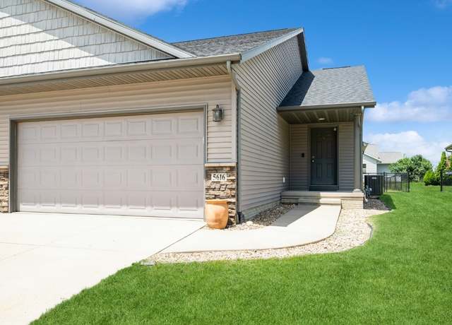 Property at 5616 Dostal Dr SW, Cedar Rapids, IA 52404, 2 beds, 2 baths