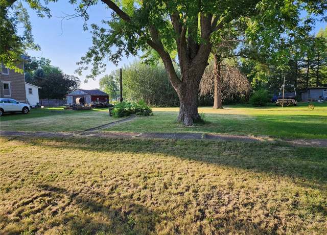 Property at E Main St, Marengo, IA 52301
