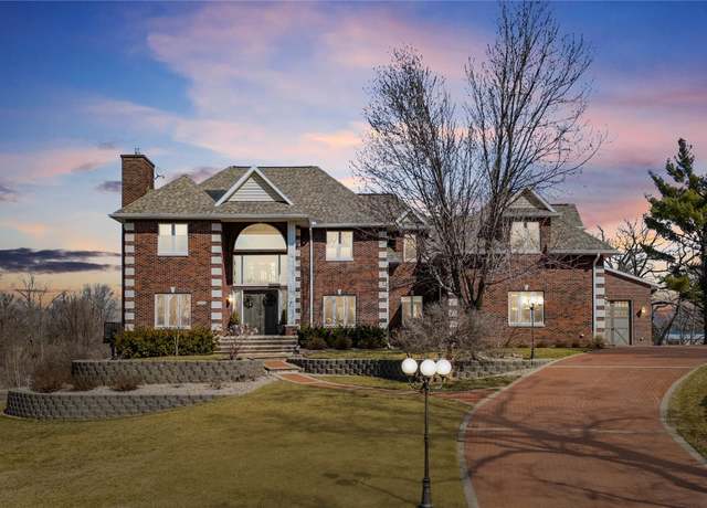 Property at 6706 Worcester Rd, Palo, IA 52324, 4 beds, 4.5 baths