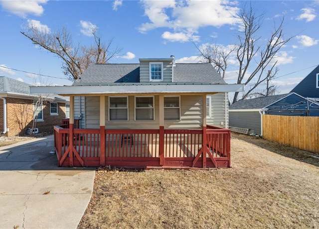 Property at 344 19th St NW, Cedar Rapids, IA 52405, 4 beds, 2 baths