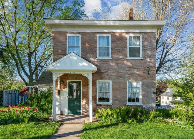 Property at 214 2nd Street St SE, Mt Vernon, IA 52314, 4 beds, 2 baths