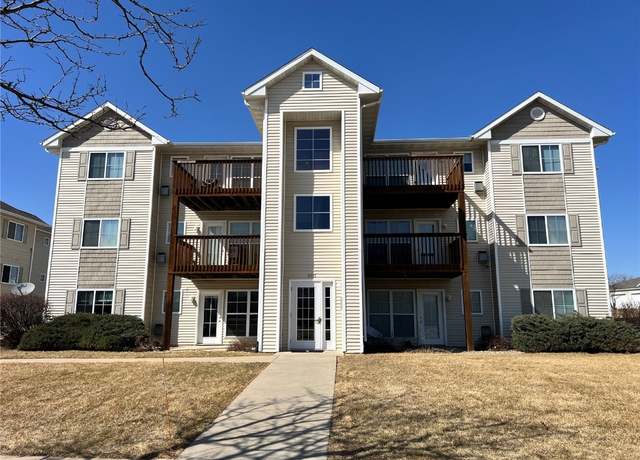 Property at 6615 Creekside Dr NE #5, Cedar Rapids, IA 52402, 2 beds, 1 bath