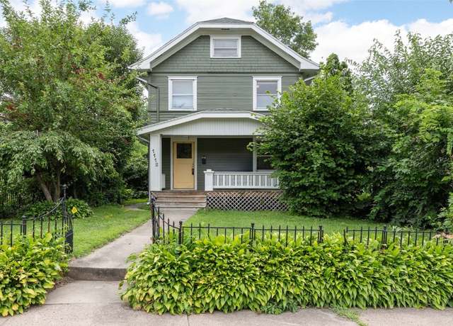 Property at 1112 Elmhurst Dr NE, Cedar Rapids, IA 52402, 5 beds, 1.5 baths
