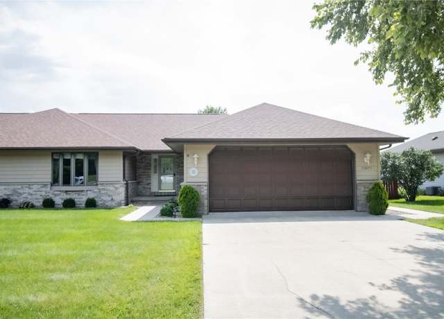 Property at 23672 Gombert Dr, Anamosa, IA 52205, 3 beds, 3 baths
