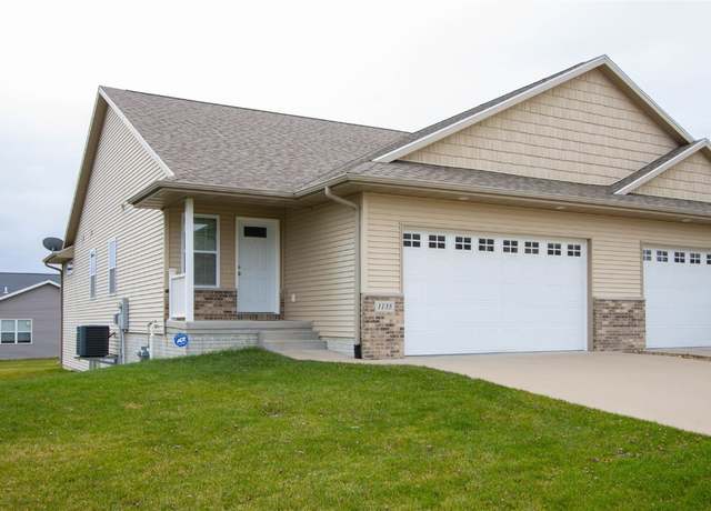 Property at 1135 Redbud Ave, Tiffin, IA 52340, 3 beds, 3 baths