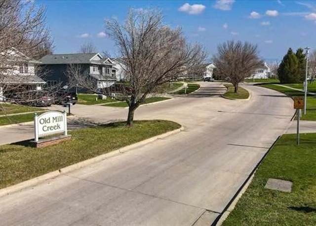 Property at 700 Beck Dr, Solon, IA 52333
