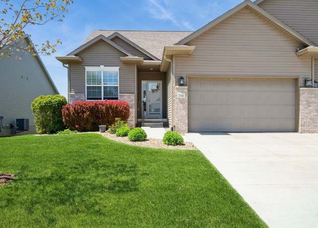Property at 2940 Brookvalley Ct, Marion, IA 52302, 3 beds, 3 baths