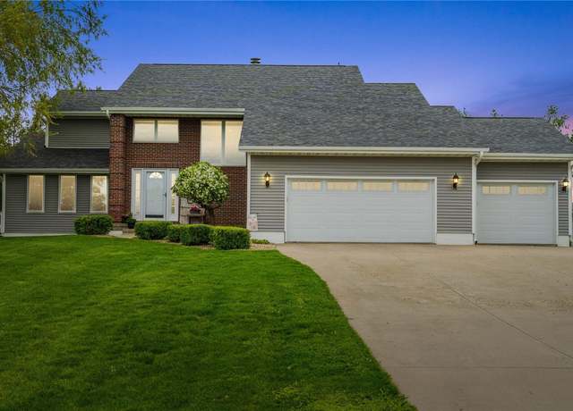 Property at 4199 Brookside Dr, Marion, IA 52302, 4 beds, 2.5 baths