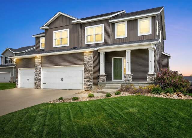 Property at 2112 Wycliffe Ct SW, Cedar Rapids, IA 52404, 4 beds, 3.5 baths