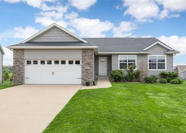Property at 5045 Prairie Trl, Marion, IA 52302, 3 beds, 2 baths