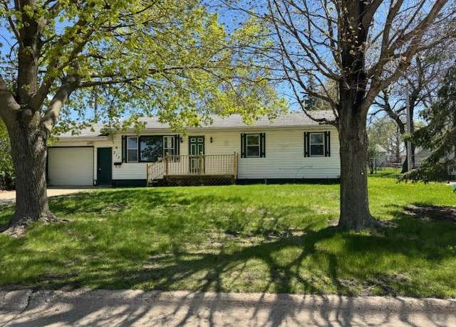 Property at 515 N Hartwell Ave, New Hampton, IA 50659, 3 beds, 1.5 baths