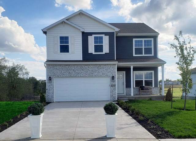 Property at 2809 Mary Dr, Hiawatha, IA 52233, 4 beds, 2.5 baths