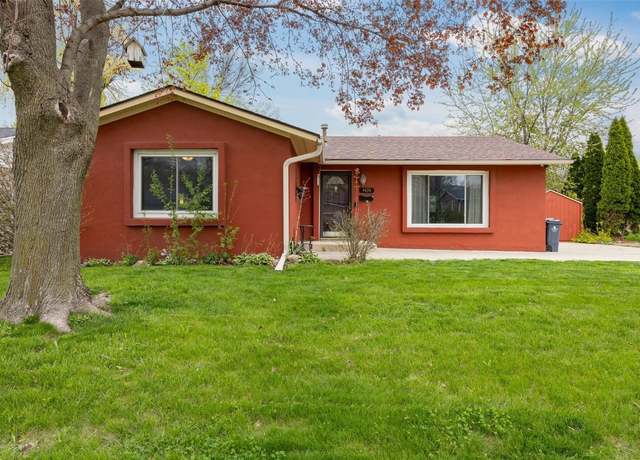 Property at 1424 N Ave NW, Cedar Rapids, IA 52405, 3 beds, 2 baths