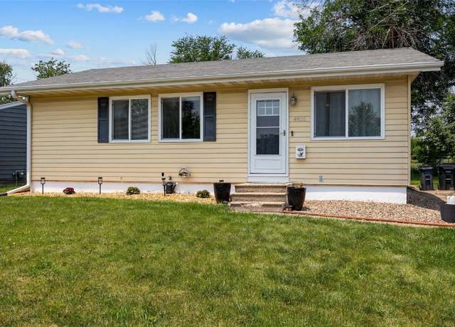 Property at 4920 Gordon Ave NW, Cedar Rapids, IA 52405, 3 beds, 1 bath