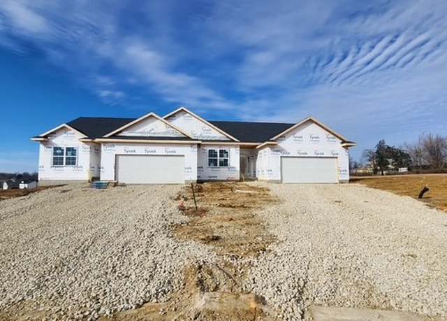 Property at 332 Quiver Ct, Marion, IA 52302, 2 beds, 2 baths