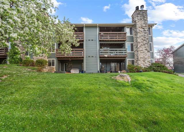 Property at 1705 Lynncrest Dr Dr, Coralville, IA 52241, 2 beds, 1 bath