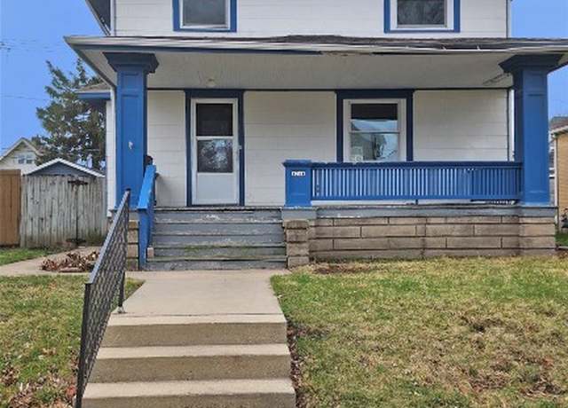 Property at 1711 Blake Blvd SE, Cedar Rapids, IA 52403, 3 beds, 2 baths