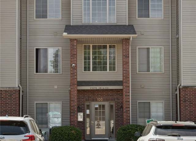 Property at 250 Cimarron Dr #106, Hiawatha, IA 52233, 2 beds, 2 baths