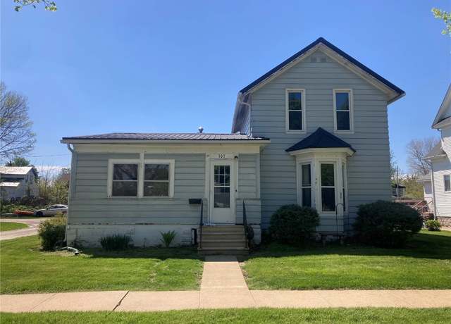 Property at 707 A Ave, Vinton, IA 52349, 2 beds, 1 bath
