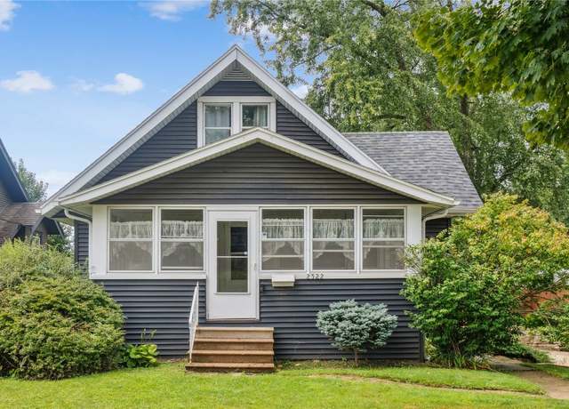 Property at 2522 A Ave NE, Cedar Rapids, IA 52402, 3 beds, 1.5 baths