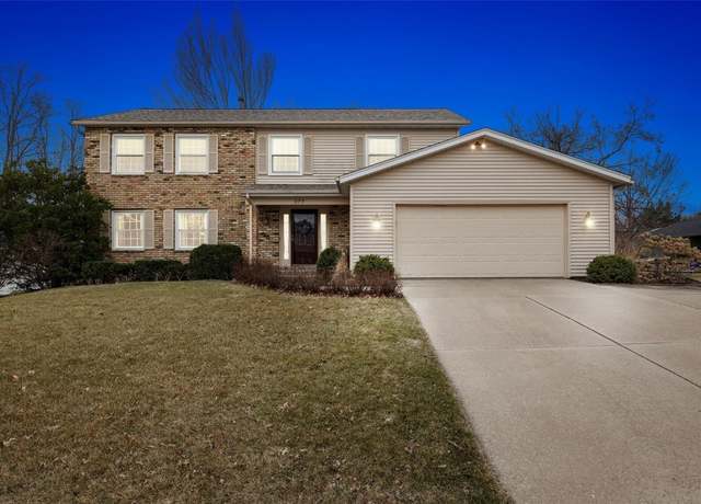 Property at 377 Cambridge Dr NE, Cedar Rapids, IA 52402, 4 beds, 2.5 baths