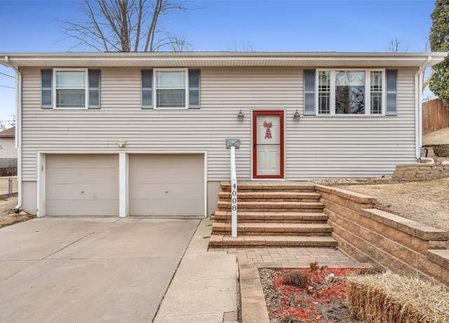 Property at 4008 14th Ave SE, Cedar Rapids, IA 52403, 3 beds, 2 baths