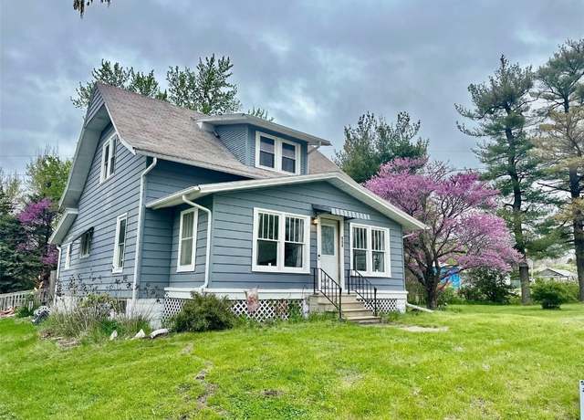 Property at 608 South St, Urbana, IA 52345, 3 beds, 2 baths