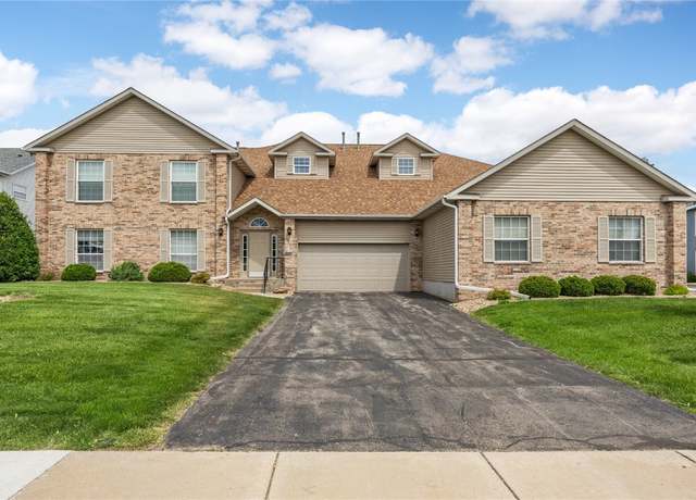 Property at 3110 Towne House Dr NE Unit C, Cedar Rapids, IA 52402, 2 beds, 2 baths