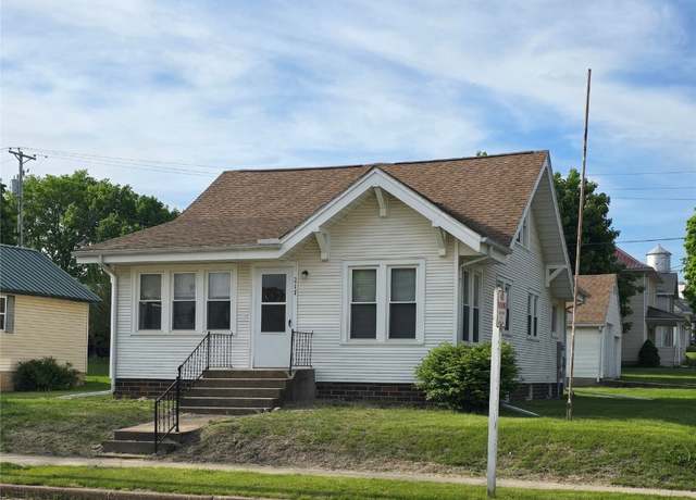 Property at 217 Broadway St, Oxford Junction, IA 52323, 2 beds, 1.5 baths
