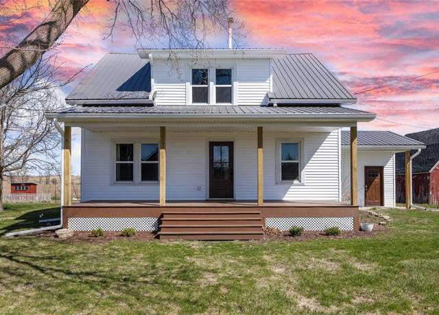 Property at 697 220th St, Tipton, IA 52772, 3 beds, 1 bath