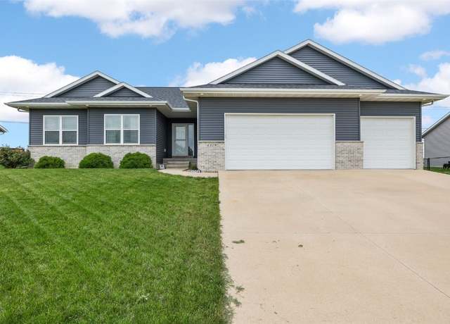 Property at 6319 Hoover Trail Rd SW, Cedar Rapids, IA 52404, 4 beds, 3 baths
