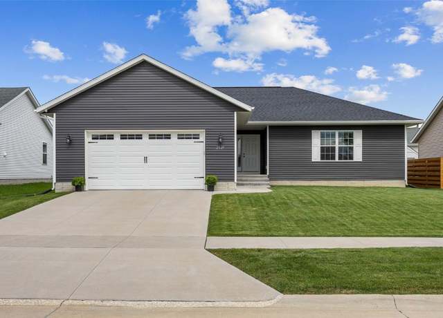 Property at 2827 Belle St SW, Cedar Rapids, IA 52404, 3 beds, 3.5 baths